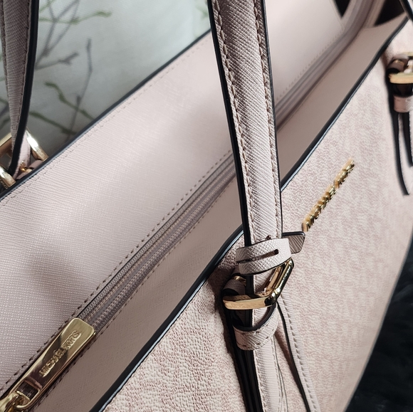 MK gilly tote - Picture 5 of 14